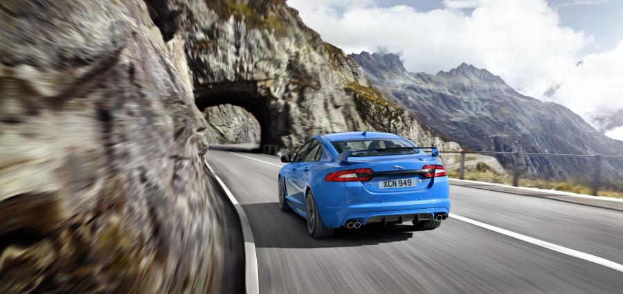  Jaguar XFR-S 2013 года  (фото 51 из 61)
